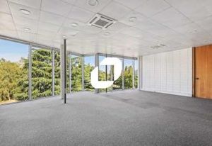 Location bureaux Évry-Courcouronnes - Proche RER D et bus
