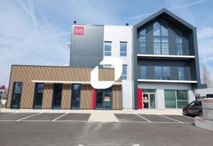 Bureaux à louer Plaisir - Zone Gâtines, proche A12 et gare