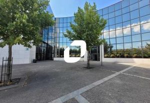 Location bureaux Évry-Courcouronnes - Proche A6, N104 et transports