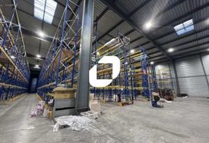 Location entrepôt Seclin - 4886 m² - Accès A1
