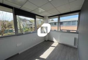 Location bureau Saint-Germain-en-Laye - Proche RER A et T13