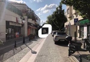 Location local commercial Courbevoie - Proche commerces