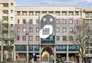 Vente bureaux Rueil-Malmaison - Proche RER A et accès PMR