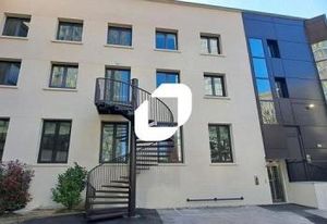 Location bureaux Montreuil - Proche métro Mairie de Montreuil