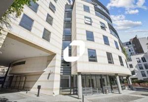 Location bureaux Paris 9 - Place Saint-Georges - Divisibles