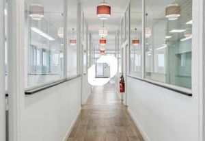 Location bureaux Paris 20 - Proche Nation RER A, métro 1/2/6/9
