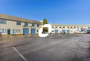 Location local d'activité Lisses - Proche A6 et N104