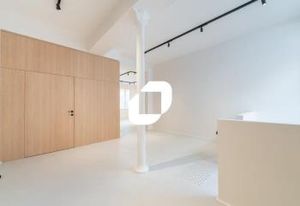 Location local commercial rénové Paris 16 - Alma-Marceau