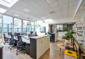 Location bureaux La Garenne-Colombes - Proche centre-ville et transports