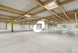 Location entrepôt Croissy-Beaubourg - Parc sécurisé près A4