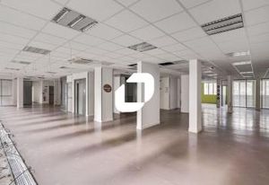 Location bureaux Paris 20 - Proche métro Saint-Fargeau et tram T3b