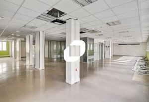 Location bureaux Paris 20 - Proche métro Saint-Fargeau et tram T3b