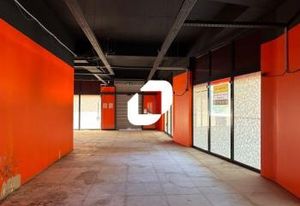 Vente murs libres Saint-Germain-en-Laye - RER A