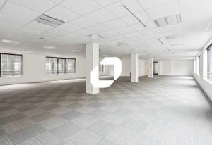 Location bureaux Rueil-Malmaison - Proche RER et bus