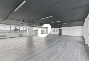 Location bureaux Epinay-sur-Seine - Proche RER, autoroute et tramway