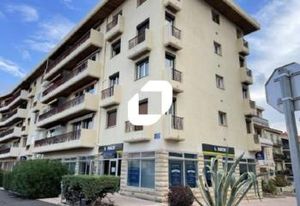 Vente local commercial Perpignan - Angle de rue
