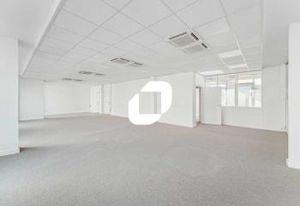 Location bureaux Saint-Denis - Proche RER Stade de France et Plaine