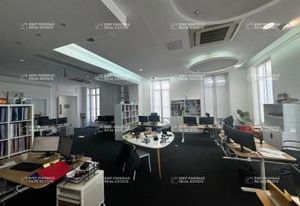 Location bureaux Marseille 1 - Proche transports