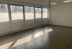 Location bureaux Bordeaux St Seurin-Fondaudège - Proche autoroute et bus