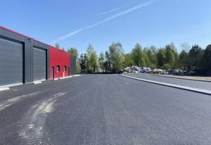 Locaux d'activité à louer Saint-Jean-d'Illac - Parc sécurisé