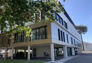 Location bureaux Pessac - Proximité Tram B et commodités