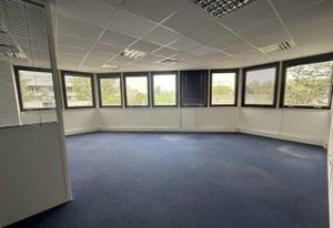 Bureaux à vendre Bruges - Proche Bordeaux Lac, bus, tram et autoroute