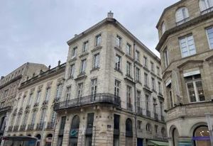 Location bureaux Bordeaux Triangle d'Or - Proche bus, tram et gare