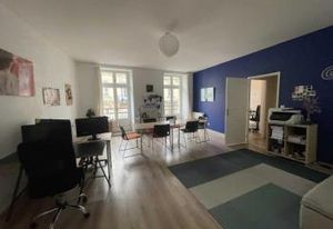 Location bureaux Bordeaux hyper centre - Proche tram et bus
