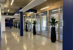 Location bureaux Bordeaux Bassins à Flot - Proche Tram et autoroute