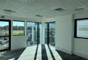 Vente bureaux Artigues - Parc Aquilae - Proche transports