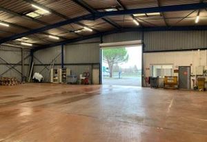 Entrepôt à vendre Beychac-et-Caillau - Proche N89