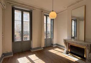Location bureau Bordeaux centre - Tram Gambetta et Bus Place Gambetta