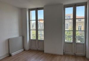 Vente bureaux Bordeaux centre - Tram et bus à proximité