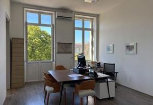 Location bureaux Bordeaux Boulevards - Tram et autoroute