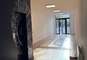 Location local commercial Bordeaux - Stalingrad