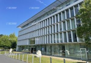 Location bureaux Bayonne - Proche transports en commun
