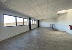 Location local d'activité Bussy-Saint-Georges - Proche RER A et A4