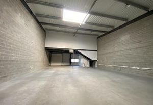 Location local d'activité Bussy-Saint-Georges - Proche RER A et A4