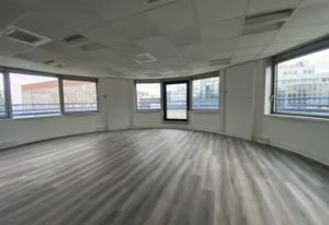 Location bureaux Noisy-le-Grand - Proche RER A et Transilien