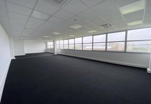 Location bureaux Alfortville - Proche métro, RER et autoroute