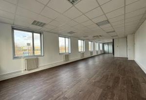 Location bureaux Villepinte - Proche Aéroport, RER B et Autoroute A1