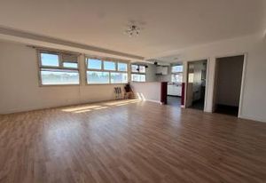Vente bureaux Bagnolet - Pied métro Gallieni & tram T3b