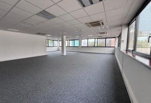 Bureaux à louer Bagnolet - Métro Gallieni et Tram T3b