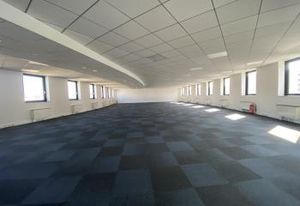 Location bureaux Aubervilliers - Proche métro 7 et RER B