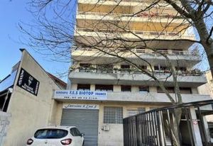 Local d'activité à vendre Montreuil - Accès indépendant et cour