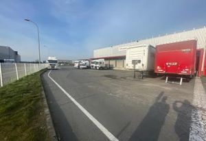 Messagerie à louer Libercourt - Bordure autoroute A1