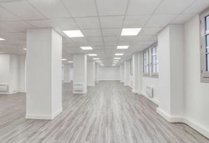Location bureaux Paris 11 - Proche mairie et transports
