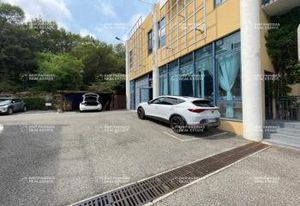 Location locaux mixtes Vallauris - Proche A8 et chemin Saint-Bernard