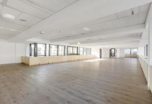 Bureaux à louer Levallois-Perret - Proche Métro Louise Michel et Porte de Champerret