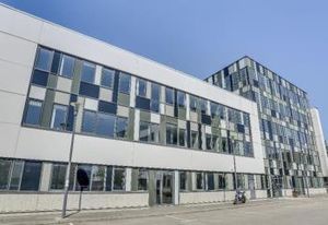 Location bureaux Lyon 7 - Parc tertiaire SWELY, bus, tramway, train